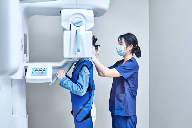Best Emergency Dentist for Knocked-Out Tooth in Dania Beach, FL